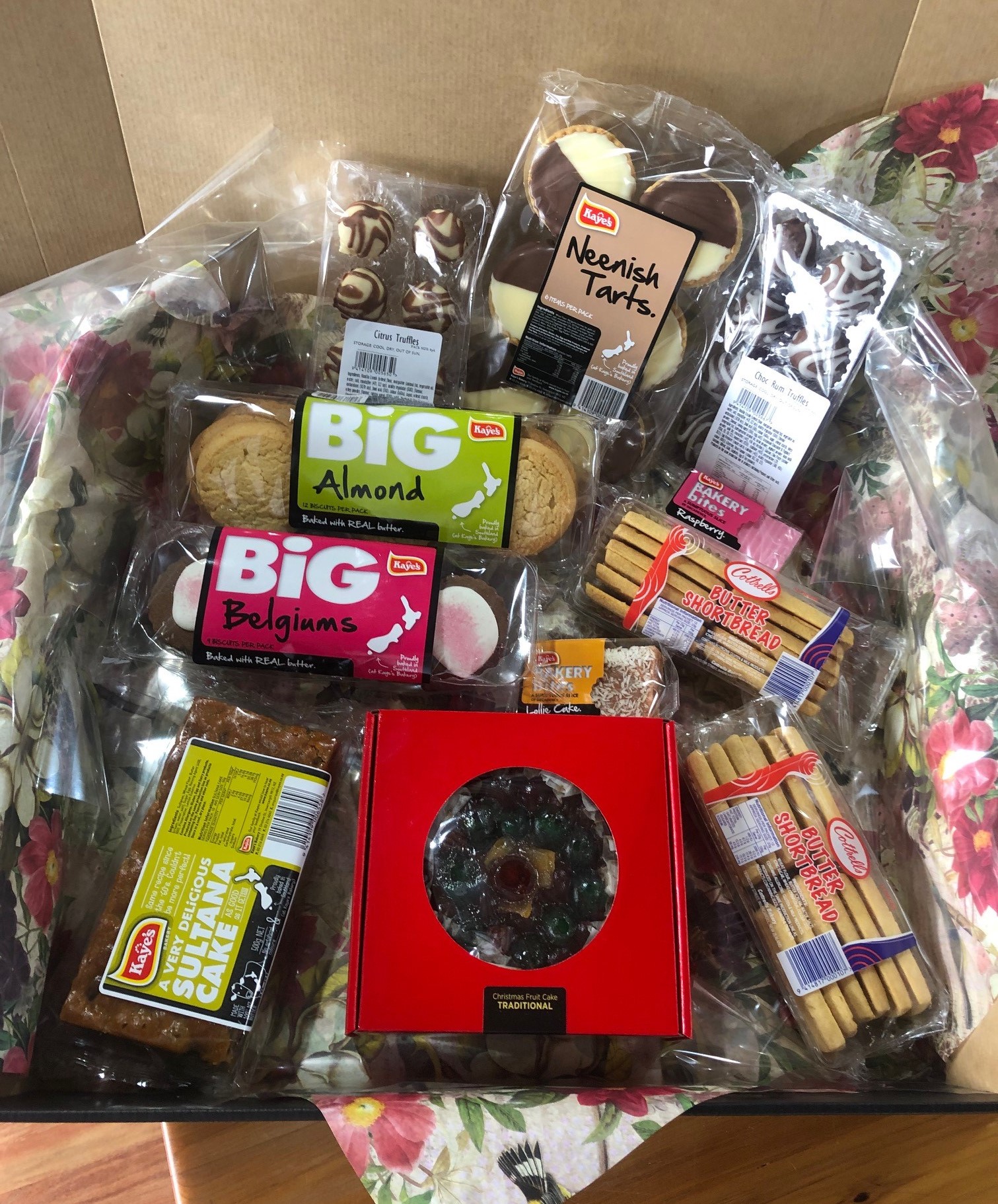 Large Xmas Hamper Kaye's Bakery